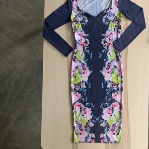Floral body con midi dress